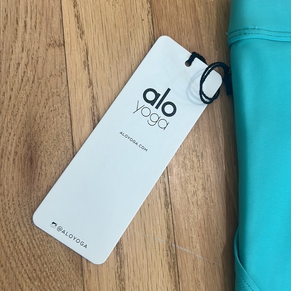 ALO YOGA NWT High-Waist 4 Pocket Utility Legging size M OCEAN TEAL - Picture 9 of 10